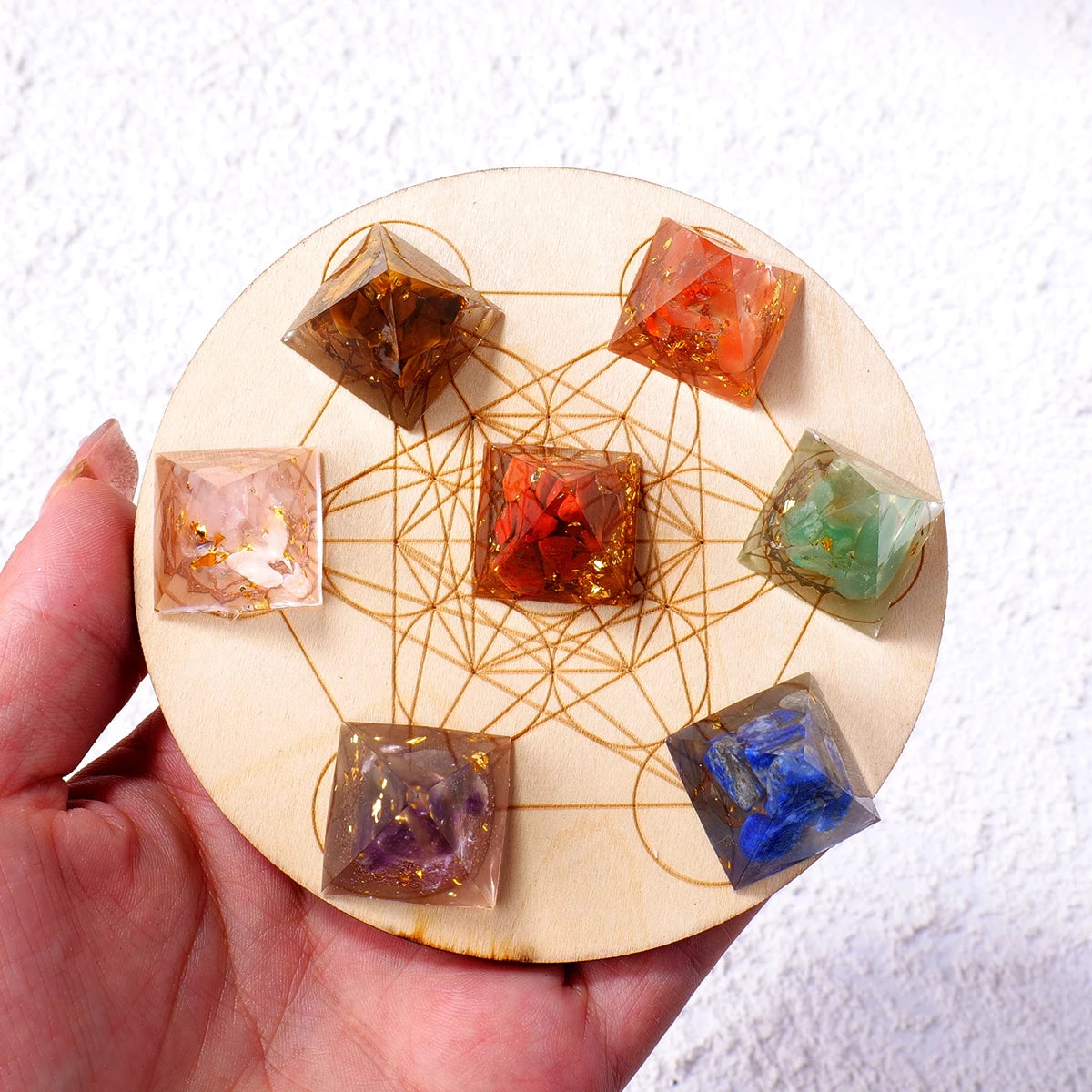 7pcs Chakra Crystal Pyramid Set