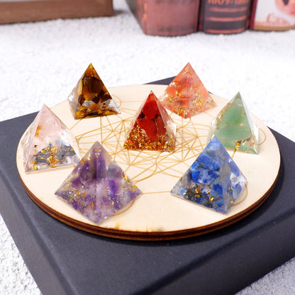 7pcs Chakra Crystal Pyramid Set